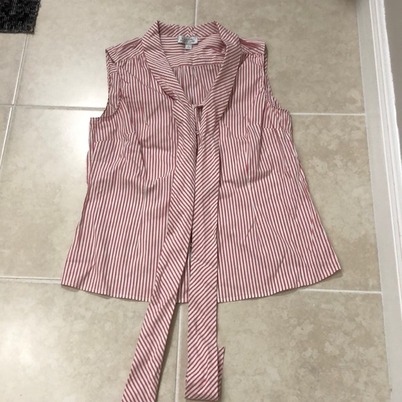 Tahari Tops - Tahari blouse